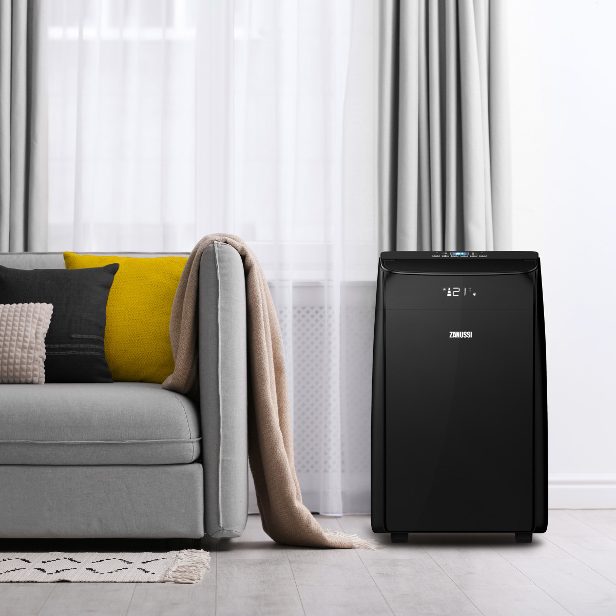 Кондиционер мобильный Zanussi ZACM-12 NYK/N1 Black Фото №8