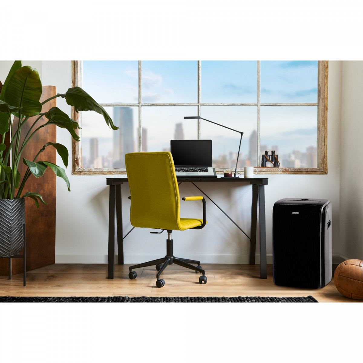Кондиционер мобильный Zanussi ZACM-12 MS-H/N1 Black Фото №6