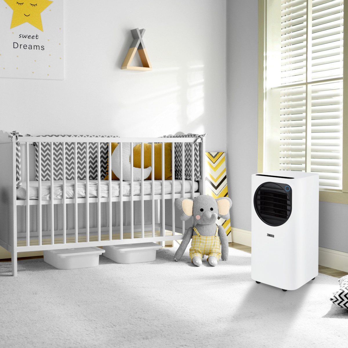 Кондиционер мобильный Zanussi ZACM-10 UPW/N6 White Фото №8